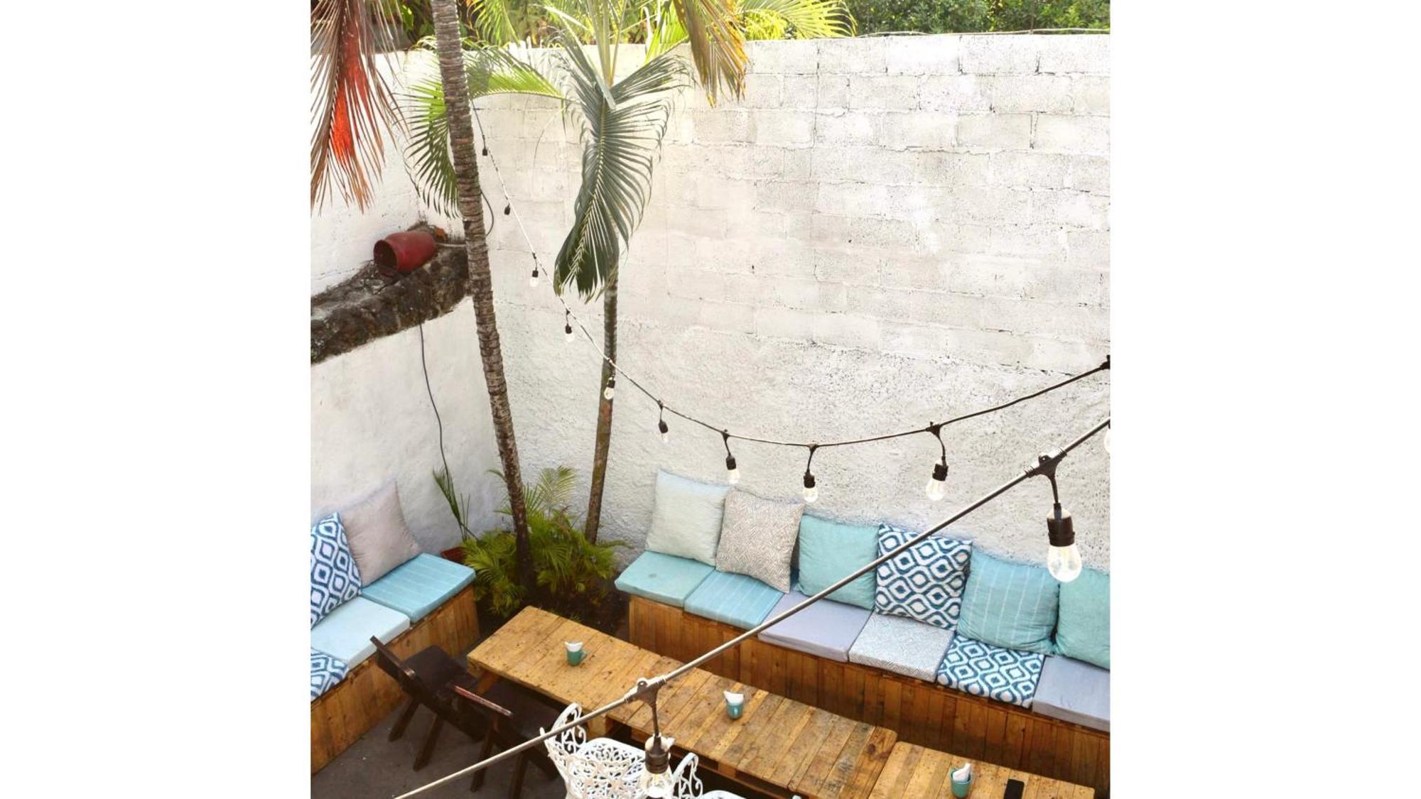 Casa Coco Hostel Santa Ana Exterior photo